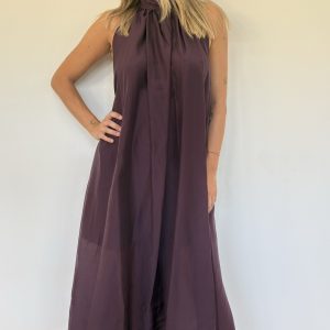 ABITO CON SCOLLO ALL'AMERICANA