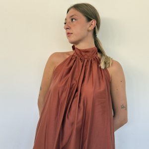 ABITO CON SCOLLO ALL'AMERICANA